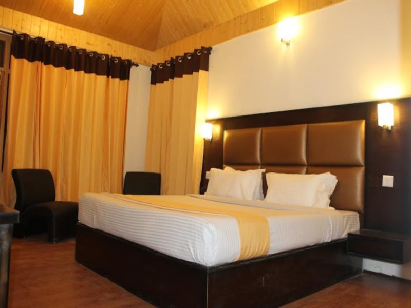 Oyo 3146 Six Season Regency Otel Jagatsukh Dış mekan fotoğraf