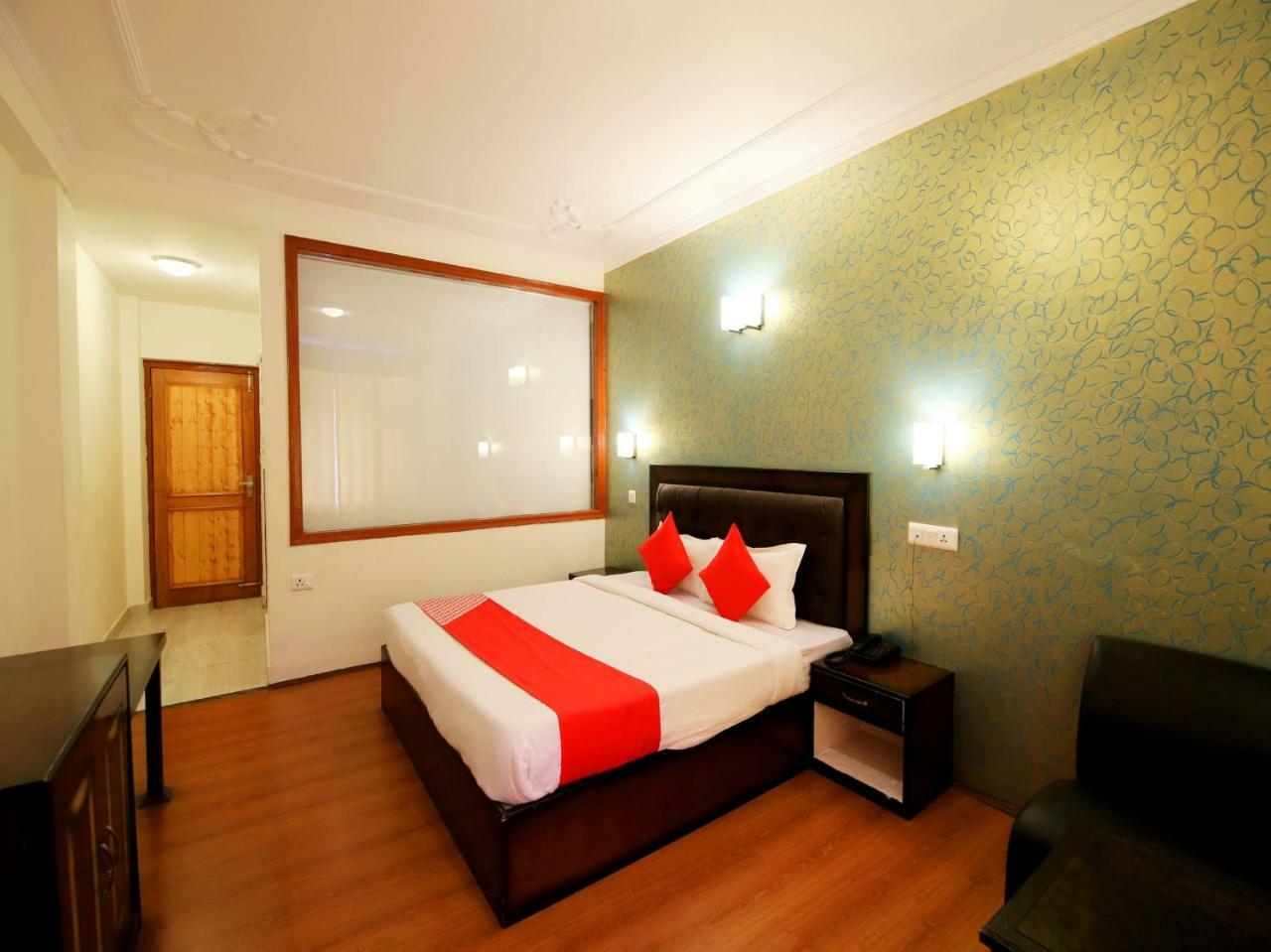 Oyo 3146 Six Season Regency Otel Jagatsukh Dış mekan fotoğraf