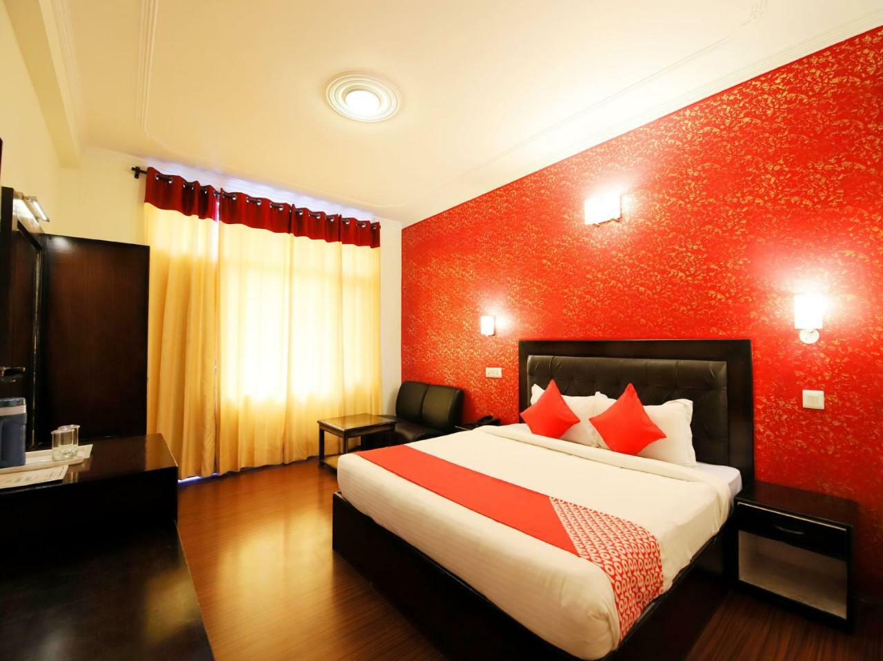 Oyo 3146 Six Season Regency Otel Jagatsukh Dış mekan fotoğraf